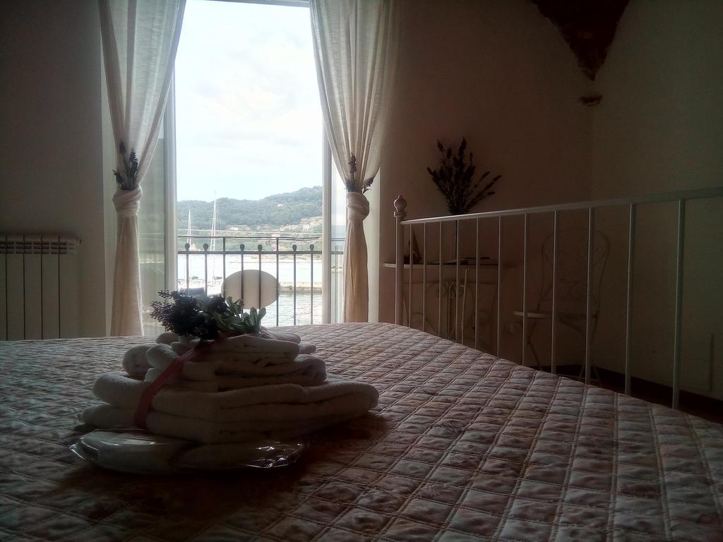 La Casetta Sul Mare Guesthouse Porto Venere Exterior photo